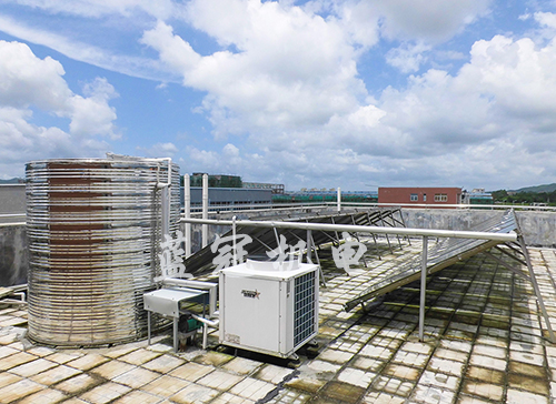 工厂热水工程：使用5P空气能+太阳能热水工程
